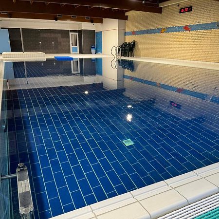 Supergezellig Vakantiehuis Met Hele Grote Tuin Bij Nijmegen Ewijk Екстериор снимка